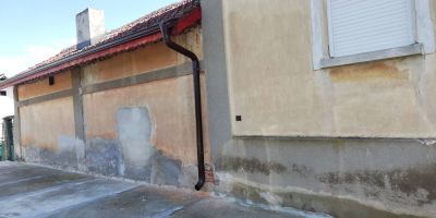 Монтаж на кафяви улуци и водосточни тръби - Покриви и улуци ЕООД - Плевен, Ловеч, Троян, Луковит, Кнежа, Белене, Свищов, Велико Търново